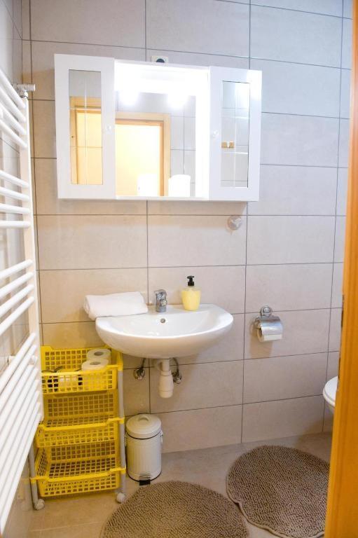 Planinca -Hisa Z Razgledom Apartment Smarje pri Jelsah Luaran gambar