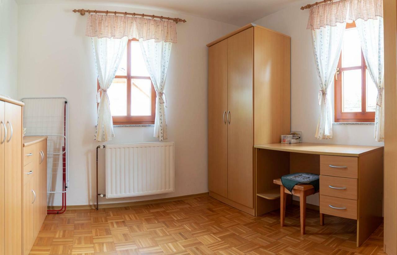 Planinca -Hisa Z Razgledom Apartment Smarje pri Jelsah Luaran gambar
